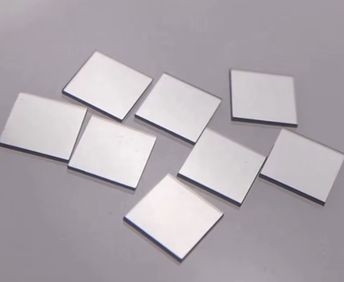 Single-crystal diamond thermal substrates